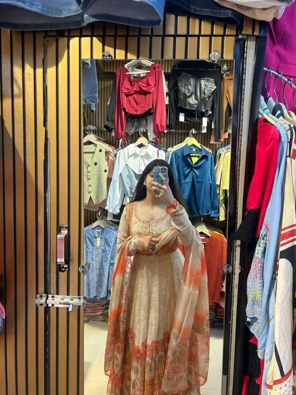 A Glimpse into Contemporary Fashion - Image 6